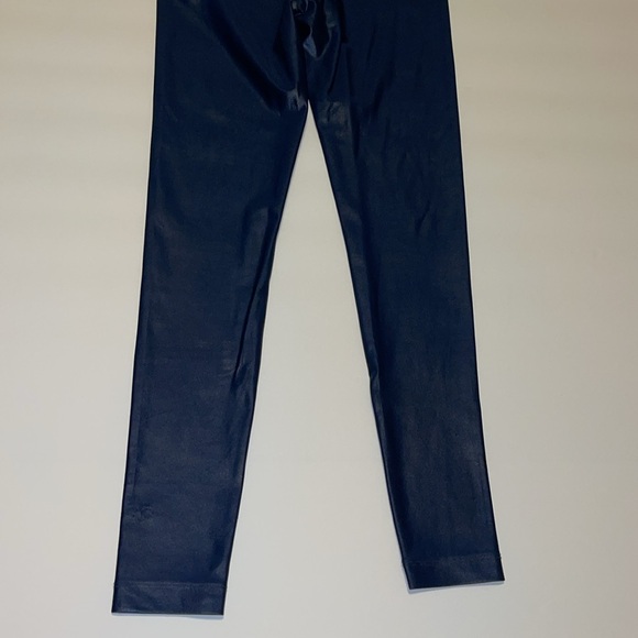 Koral by Ilana Kugel “Lustrous” Iridescent Blue Leggings - Women's Size Medium - Picture 7 of 7